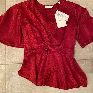 ALC blouse Crimson color size 0 never been worn